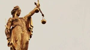 estátua justiça