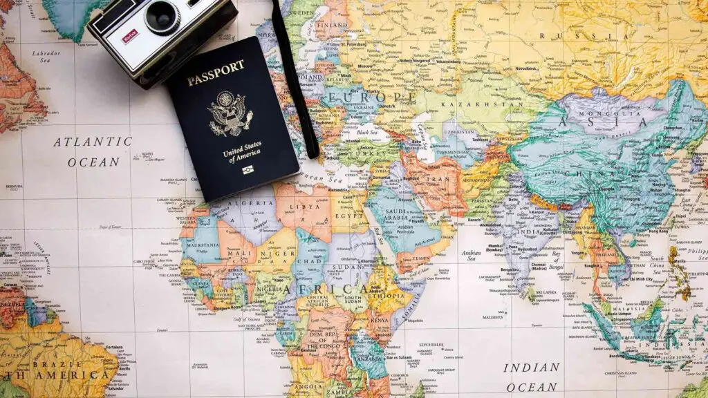 passport-2714675_1920
