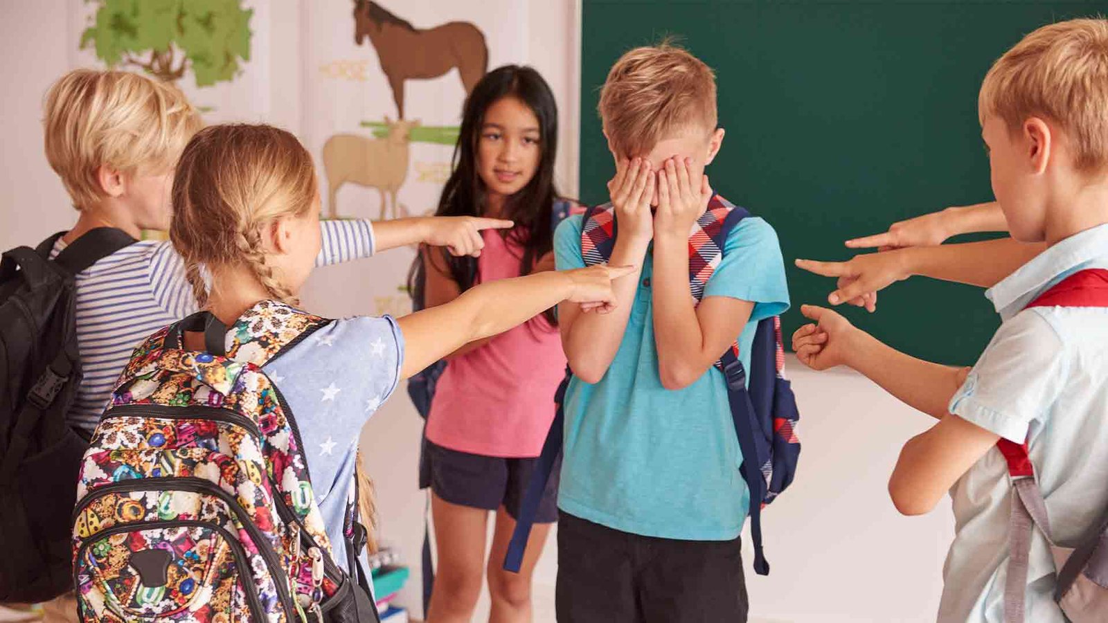 kids-laughing-at-their-classmate